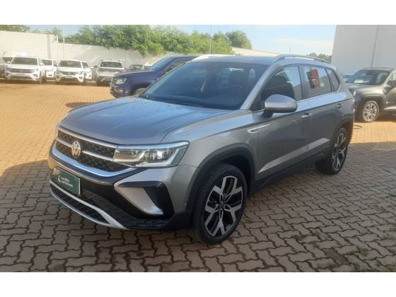 VOLKSWAGEN TAOS 1.4 250 TSI TOTAL FLEX HIGHLINE AUTOMÁTICO